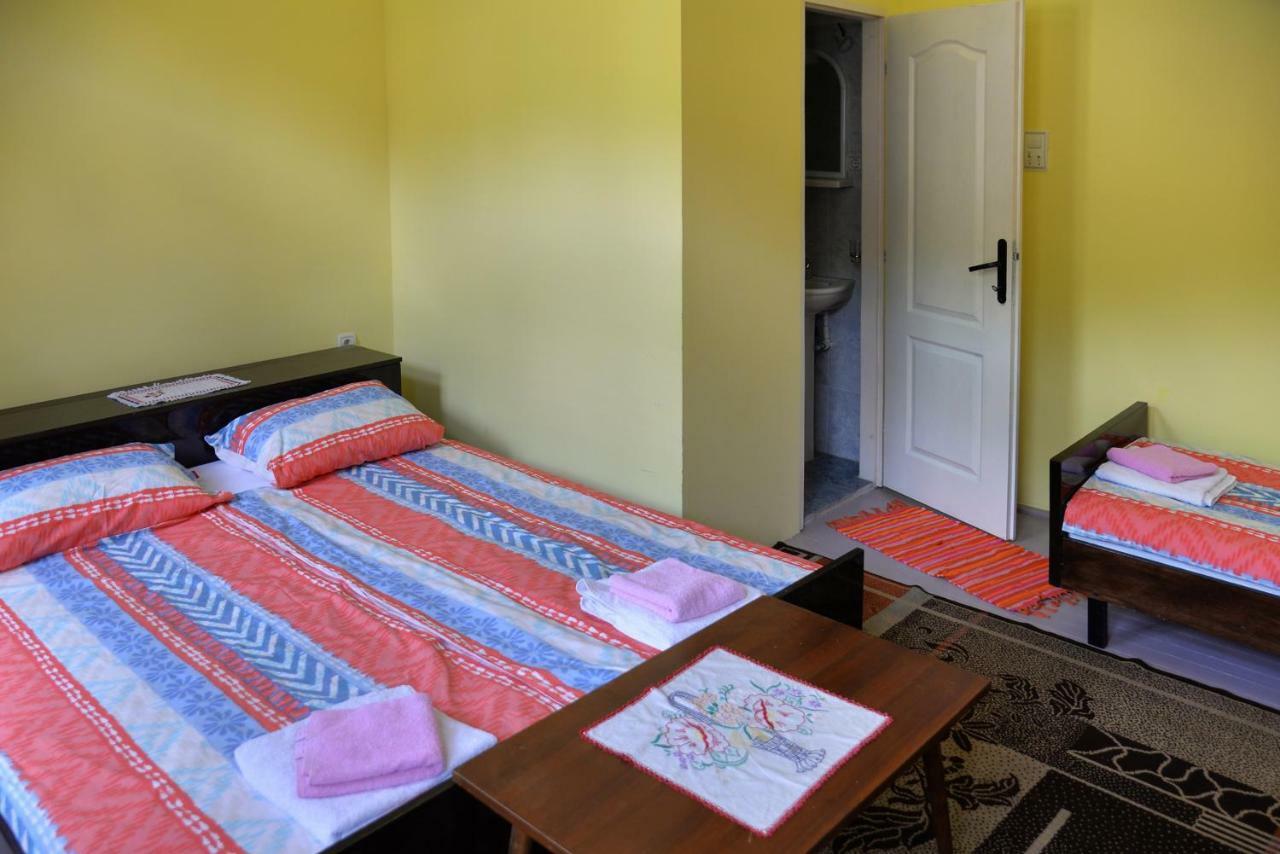 Country House Dunjin Konak Rogljevo Exterior foto